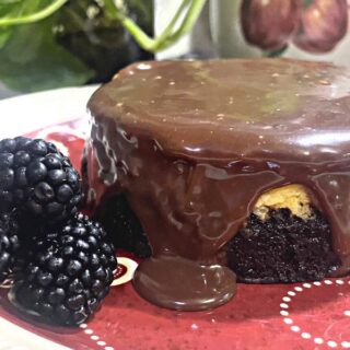 white chocolate blackberry cheesecake