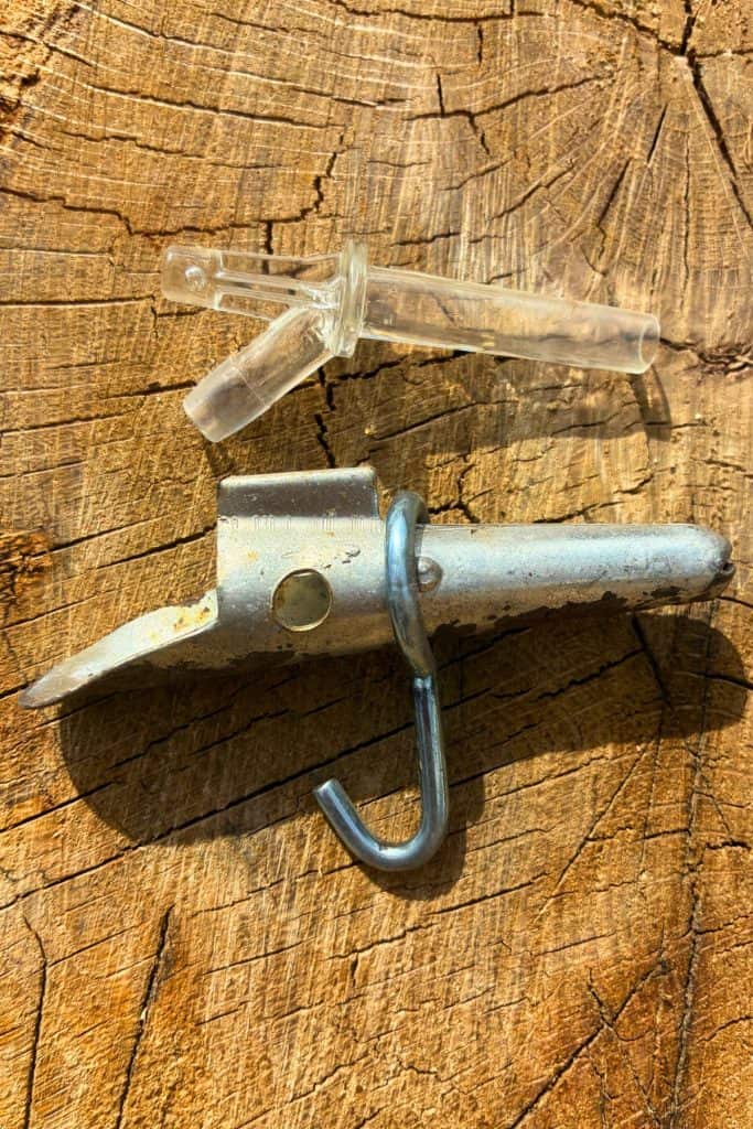 5/16" spile compared to 7/16" spile