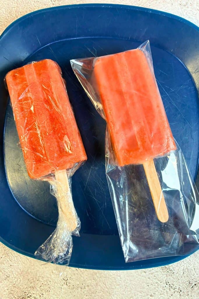 two ways to wrap frozen popsicles